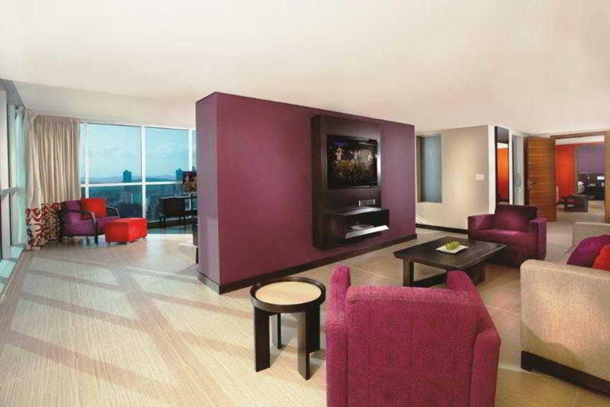 Megapolis Hotel Panama Екстер'єр фото A suite at the W Hotel, San Francisco