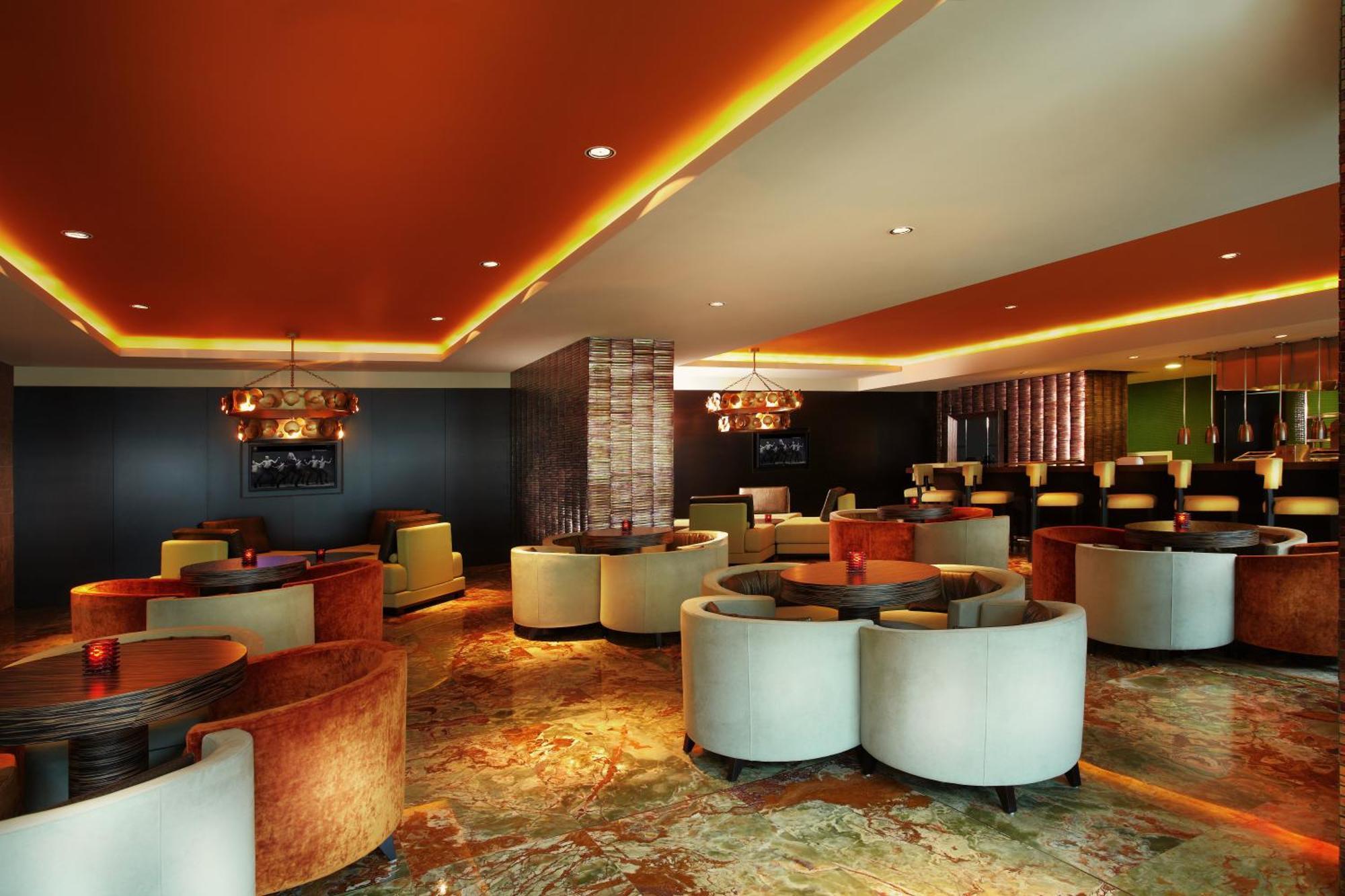 Megapolis Hotel Panama Екстер'єр фото The lounge at the airport